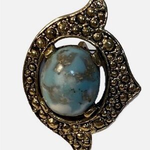 Sarah Coventry Gold and Turquoise Clip-on Earrings